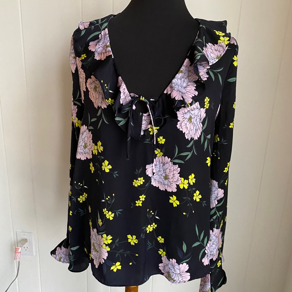 Cupcakes & Cashmere Ladies Black Floral  Pink Blouse with Ruffles | Size Large